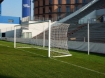 Slika Fiksni nogometni gol sa stražnjim stupovima za mrežu 7,32 × 2,44 m s uključenom mrežom — VI 5907